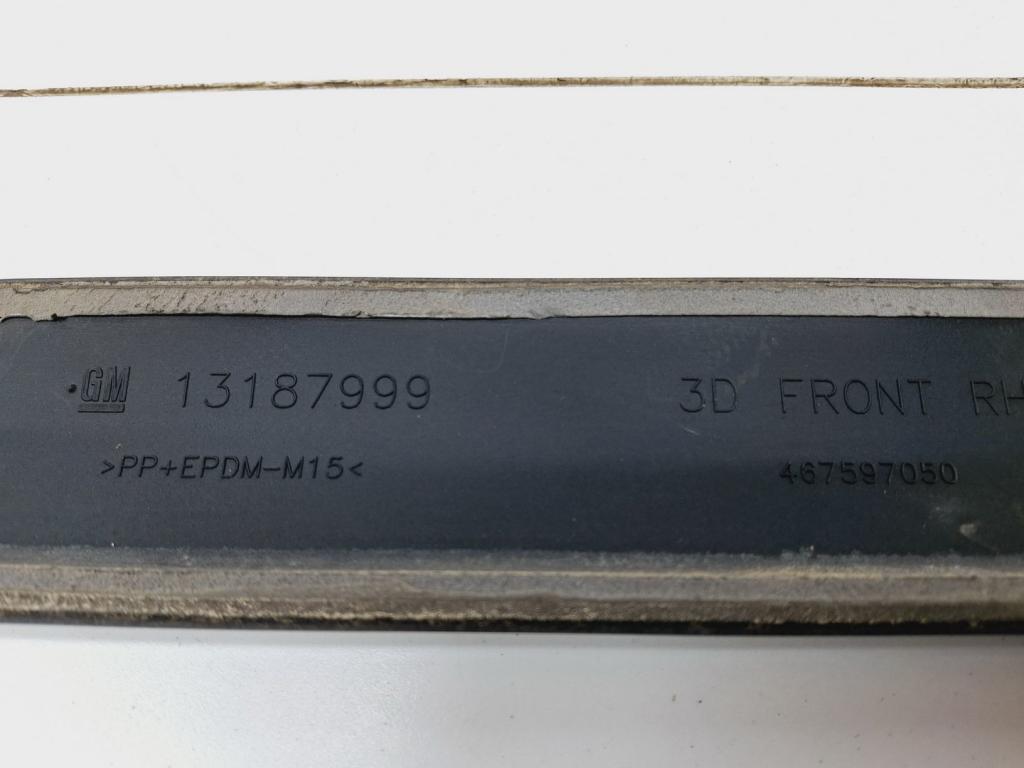 Молдинг передней правой двери, 900 рублей, Пермь