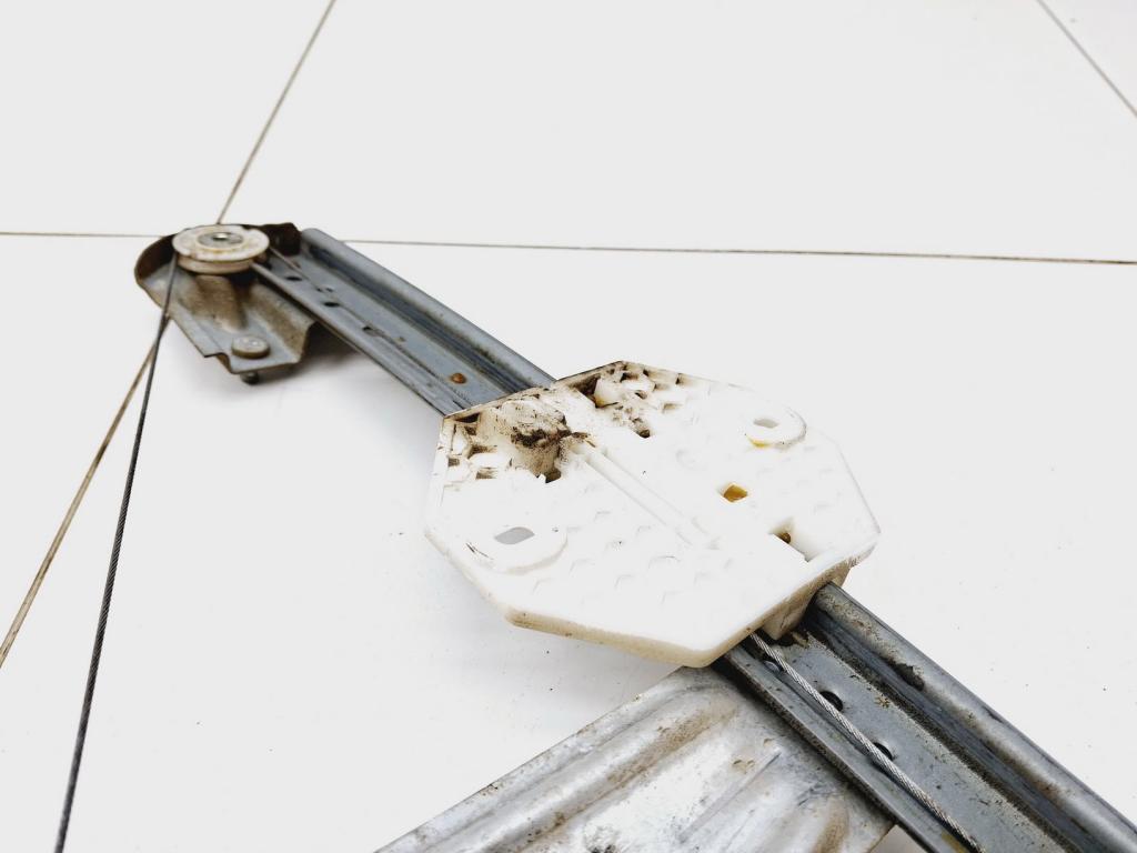 Стеклоподъемник механический передний правый, 1000 рублей, Пермь