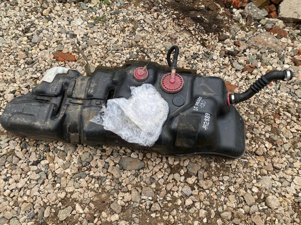 Бак топливный, 8000 рублей, Пермь