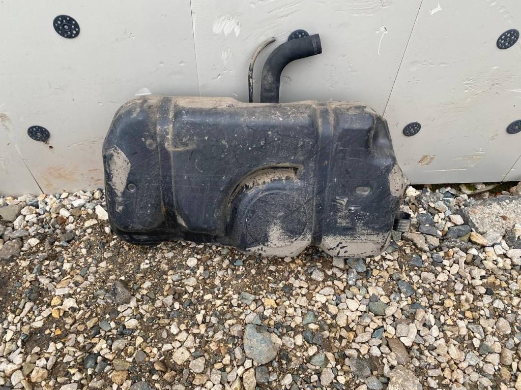 Бак топливный, 2500 рублей, Пермь