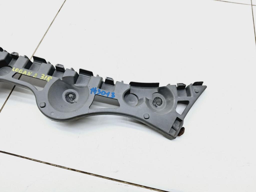 Кронштейн заднего бампера правый, 600 рублей, Пермь