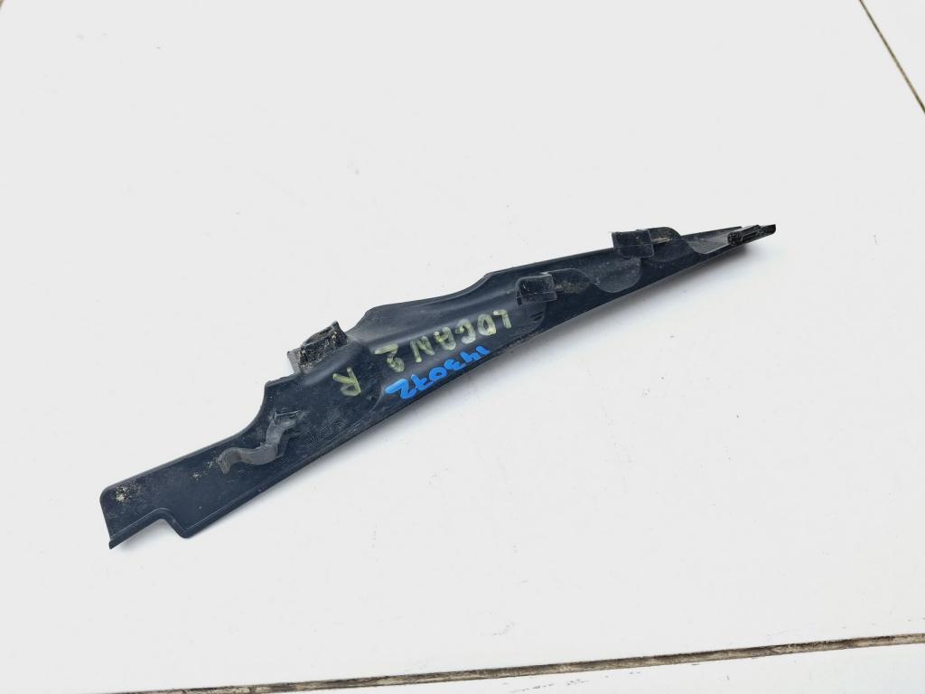 Накладка лобового стекла правая, 500 рублей, Пермь