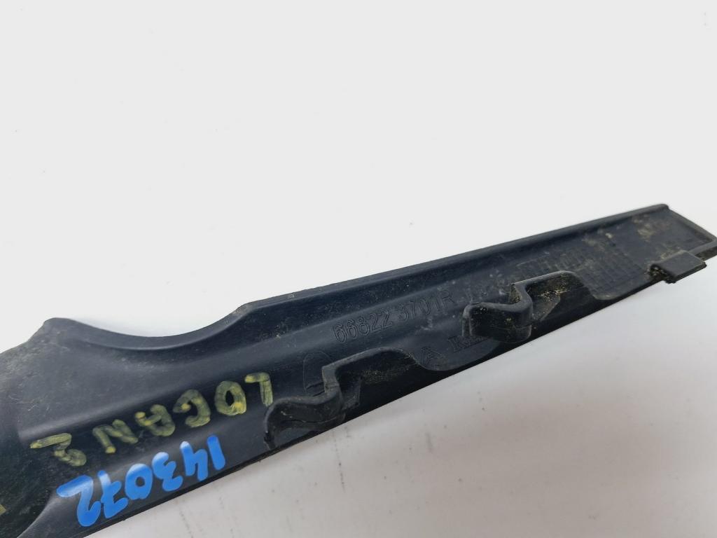 Накладка лобового стекла правая, 500 рублей, Пермь