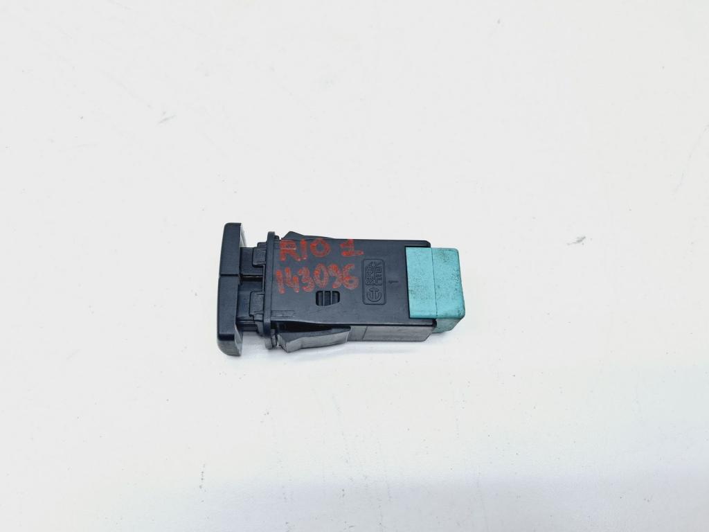 Кнопка стеклоочистителя заднего, 500 рублей, Пермь