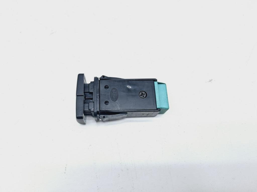 Кнопка стеклоочистителя заднего, 500 рублей, Пермь