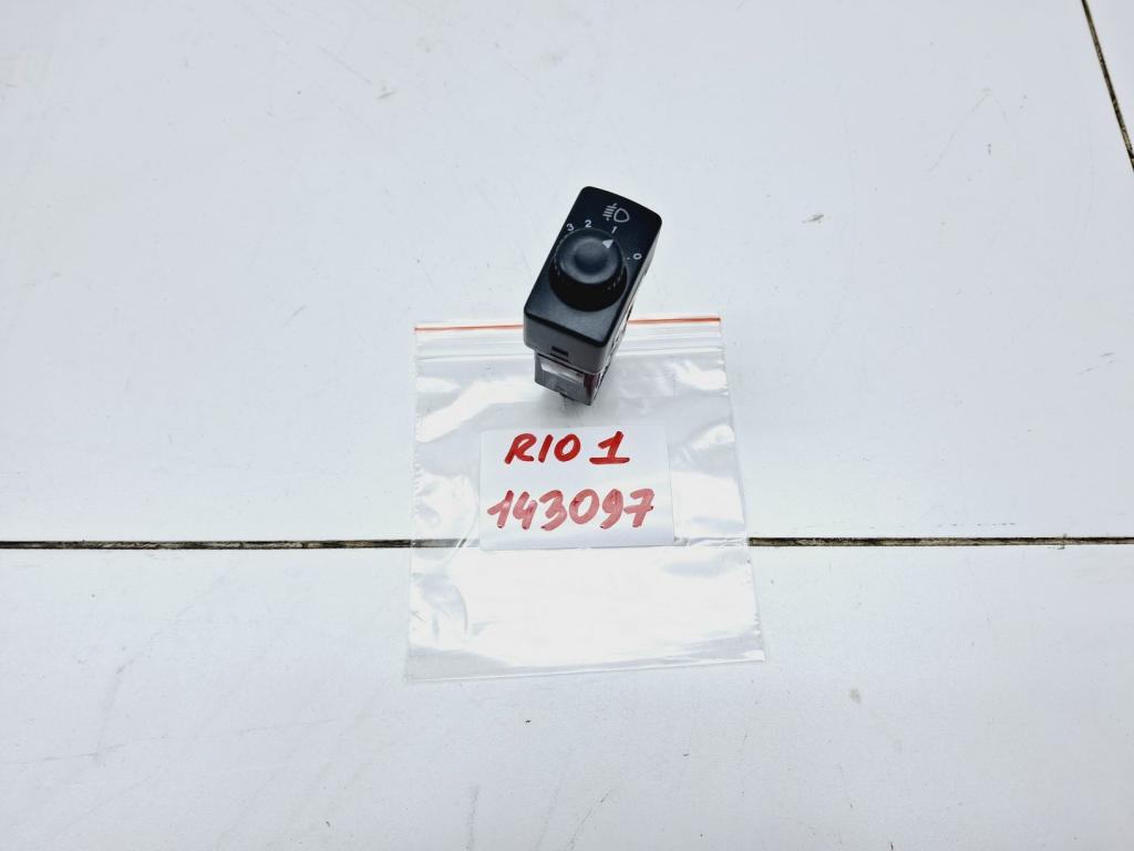 Кнопка корректора фар, 500 рублей, Пермь