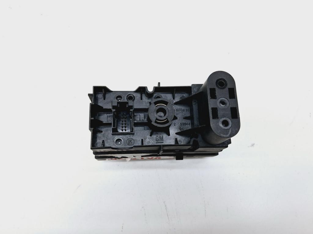 Переключатель света фар, 2000 рублей, Пермь