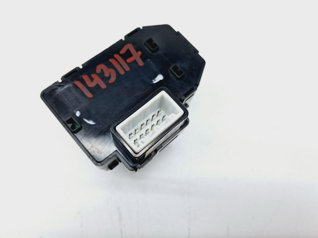 Переключатель регулировки зеркала, 1000 рублей, Пермь