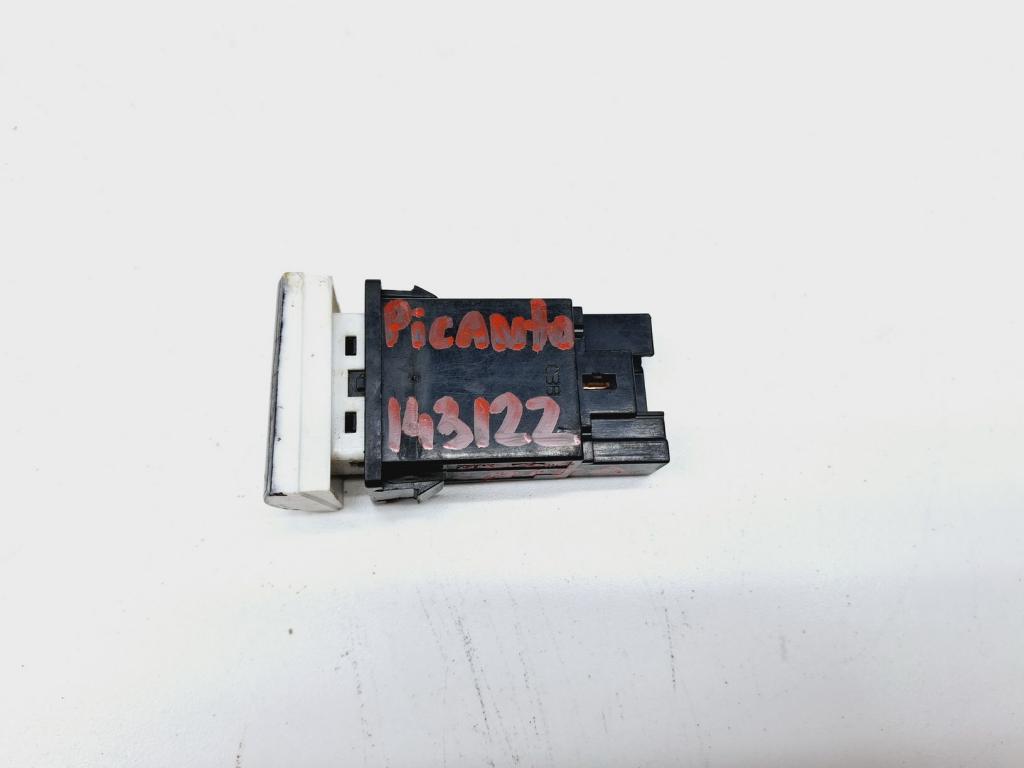 Кнопка обогрева заднего стекла, 500 рублей, Пермь