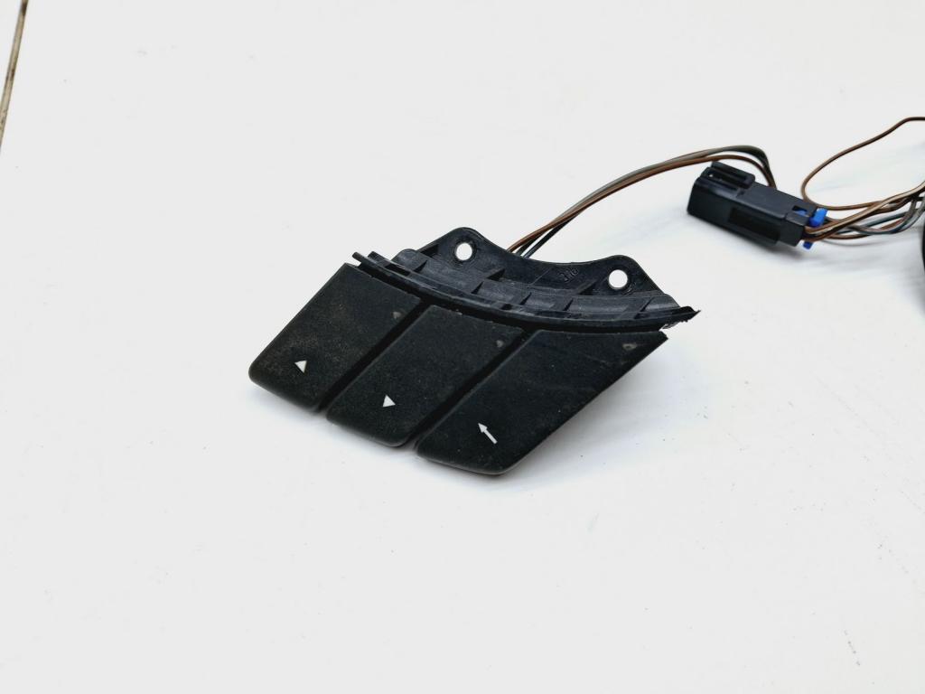 Кнопка в руль, 500 рублей, Пермь