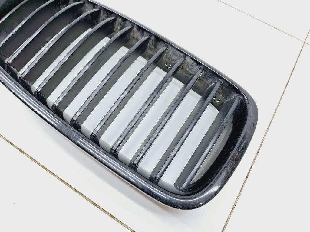 Решетка радиатора правая, 2000 рублей, Пермь