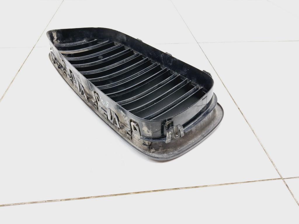 Решетка радиатора правая, 2000 рублей, Пермь