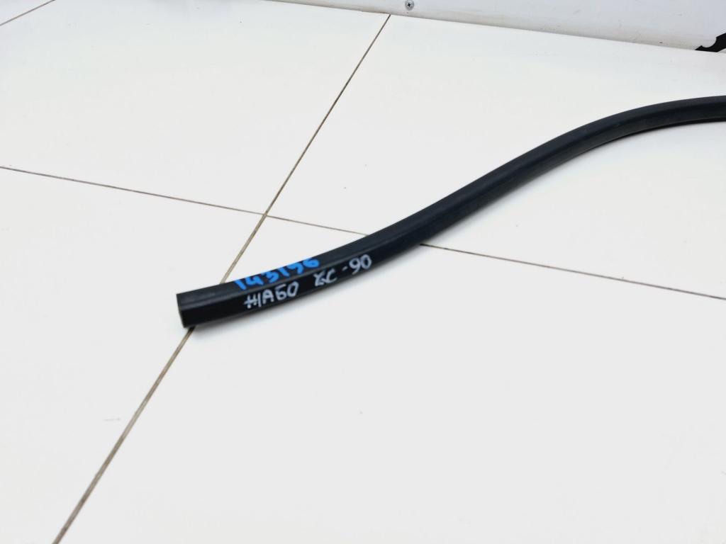 Уплотнитель капота, 2500 рублей, Пермь