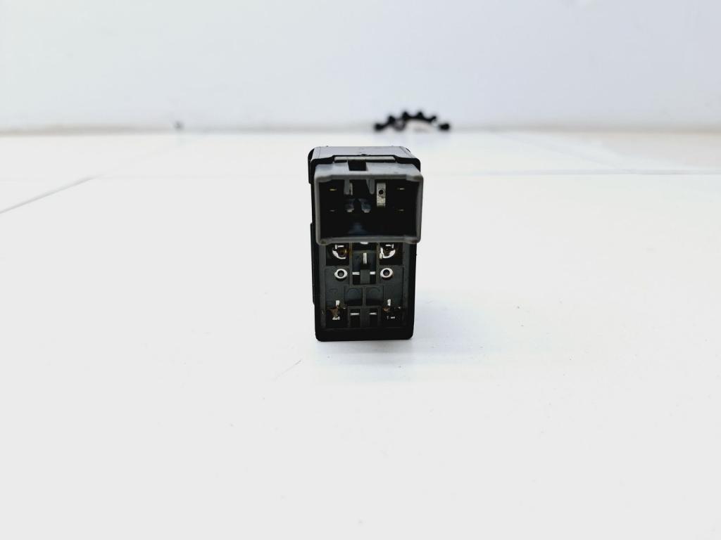 Кнопка стеклоподъемника, 500 рублей, Пермь