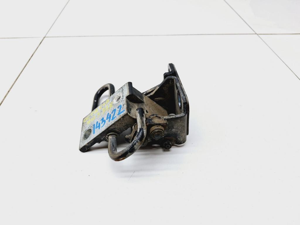 Петля двери задней правой нижняя, 500 рублей, Пермь