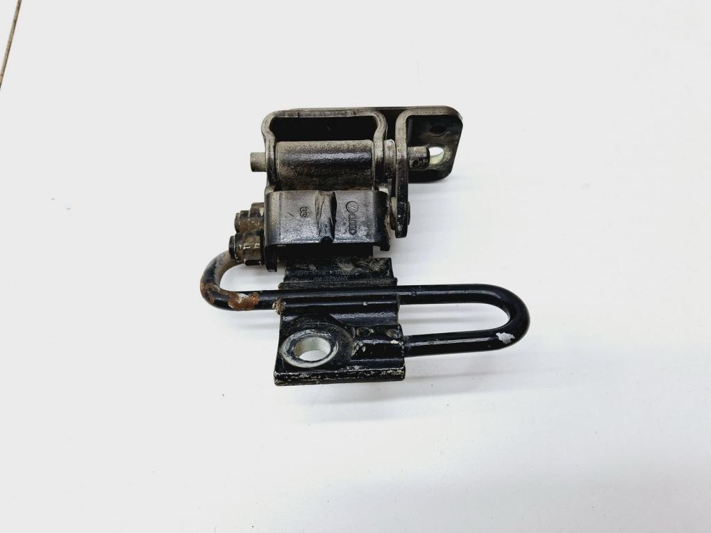 Петля двери задней правой нижняя, 500 рублей, Пермь