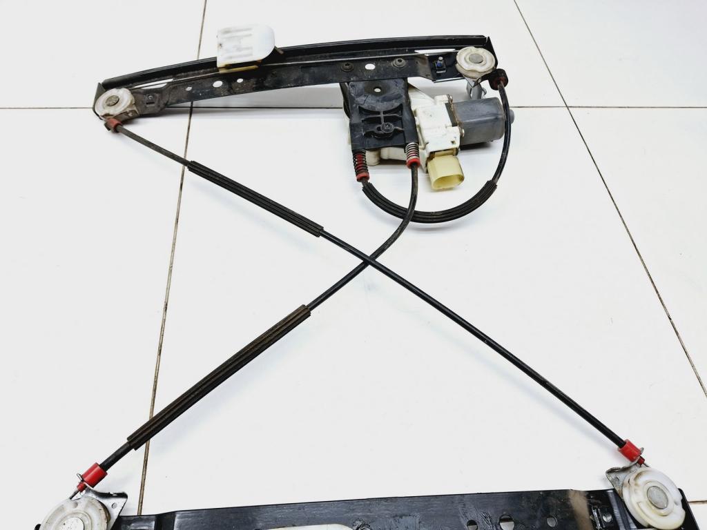 Стеклоподъемник задний левый, 2000 рублей, Пермь