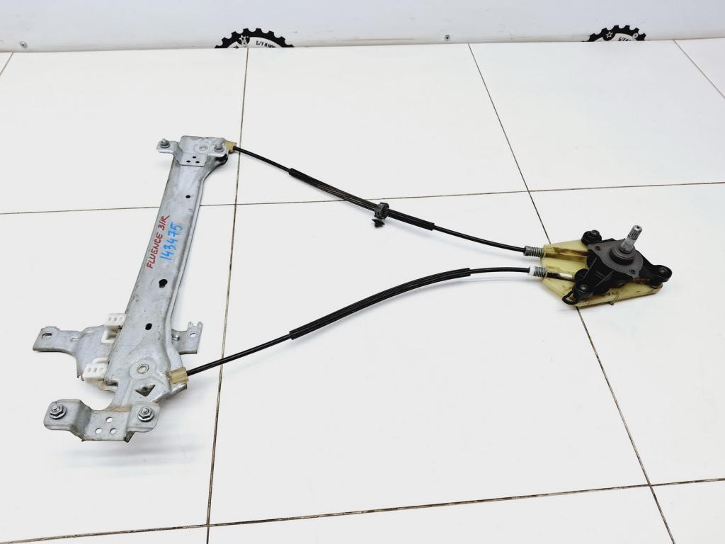 Стеклоподъемник механический задний правый, 500 рублей, Пермь