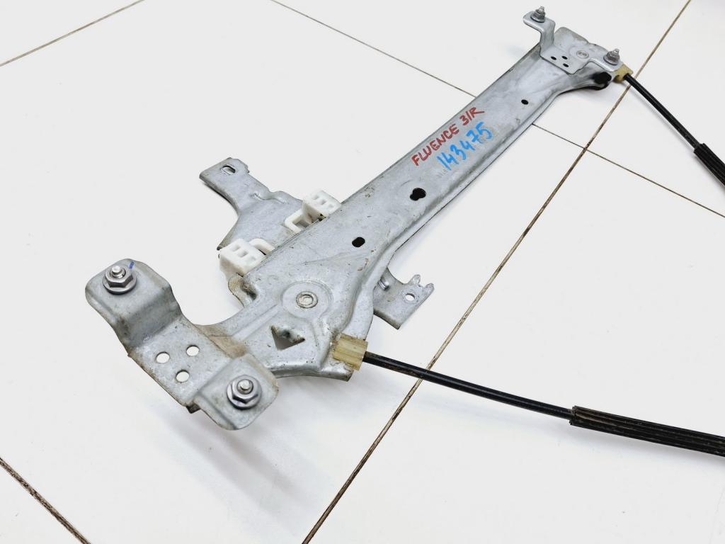 Стеклоподъемник механический задний правый, 500 рублей, Пермь