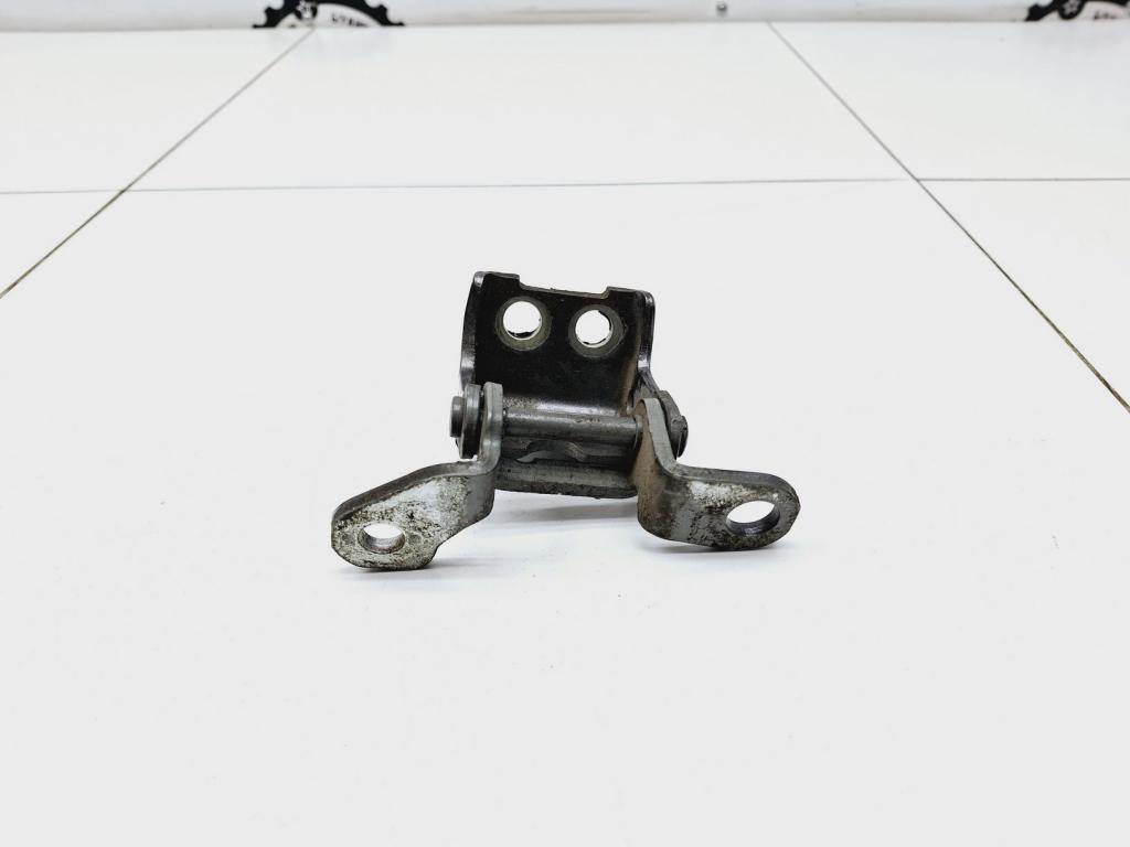 Петля двери передней правой нижняя, 1000 рублей, Пермь