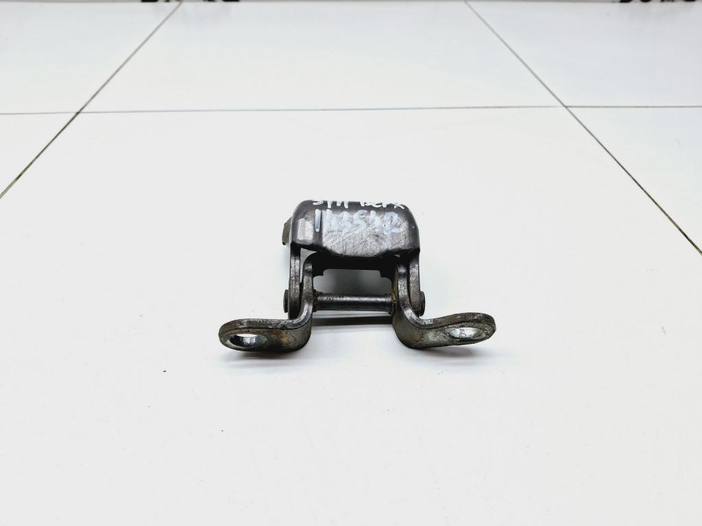 Петля двери задней правой верхняя, 1000 рублей, Пермь