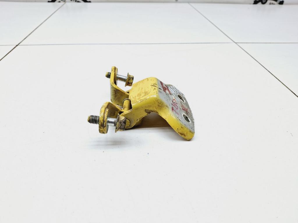 Петля двери задней левой нижняя, 500 рублей, Пермь