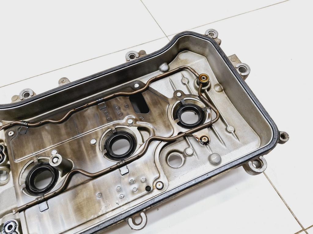 Крышка головки блока клапанная, 2000 рублей, Пермь