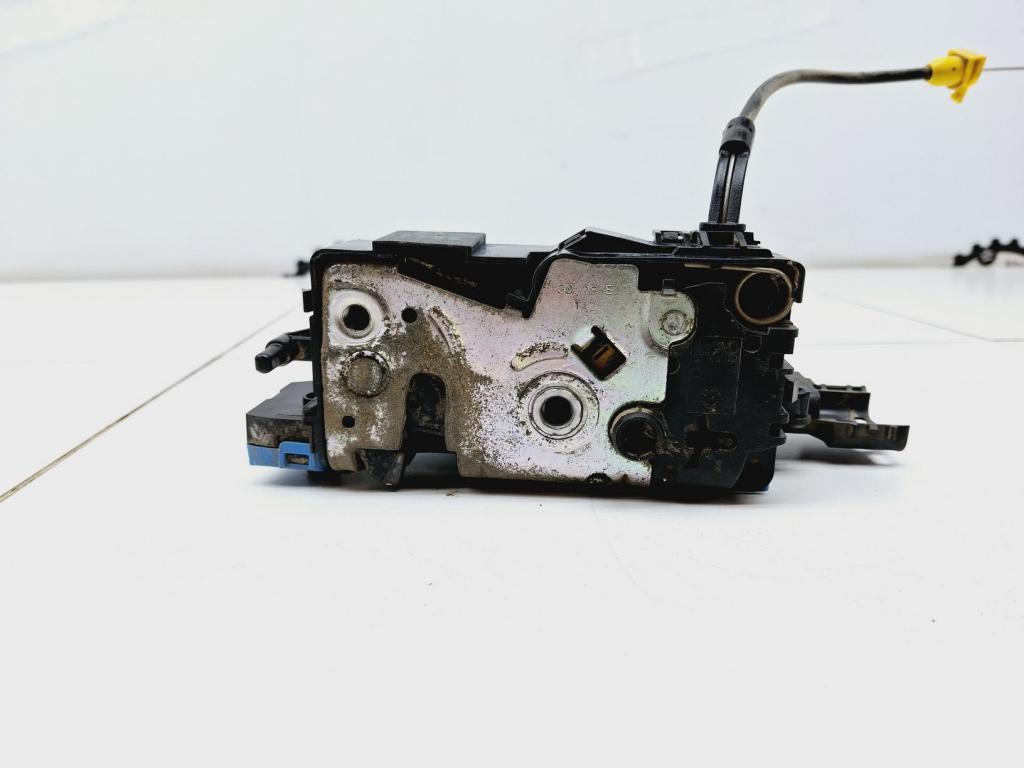 Замок двери задней правой, 1000 рублей, Пермь