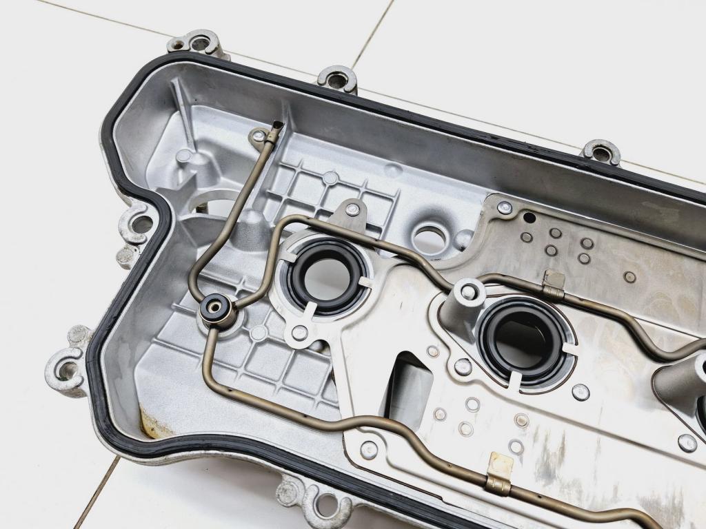 Крышка головки блока клапанная, 2000 рублей, Пермь