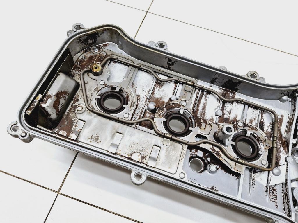 Крышка головки блока клапанная, 2000 рублей, Пермь