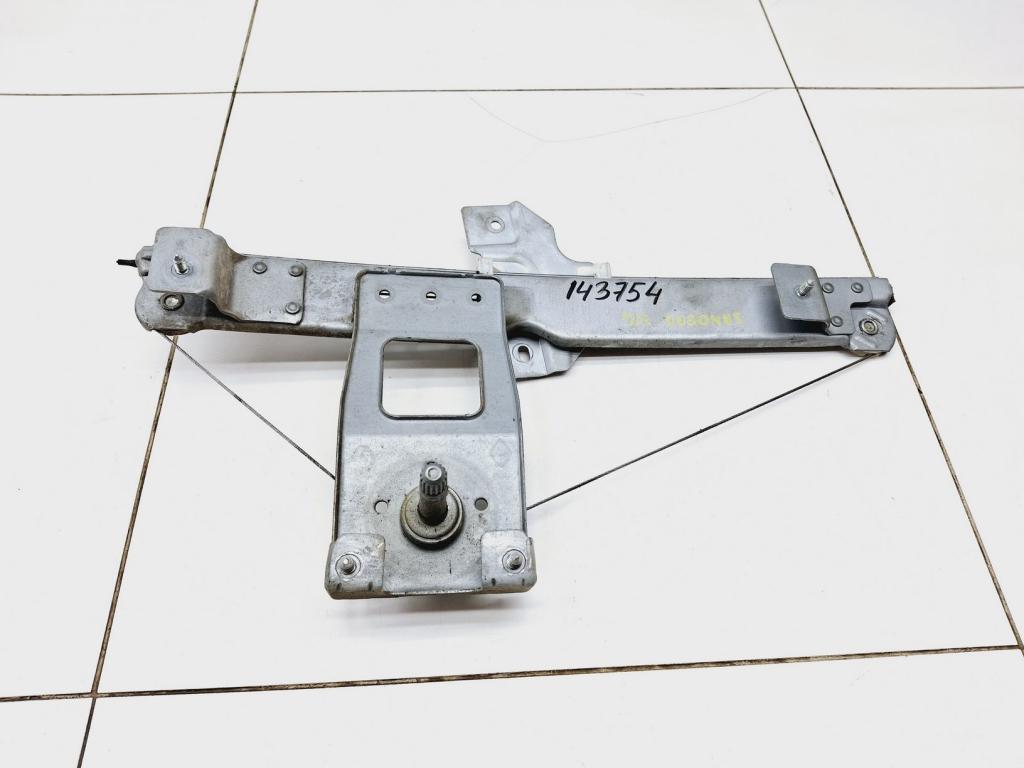 Стеклоподъемник механический задний левый, 850 рублей, Пермь