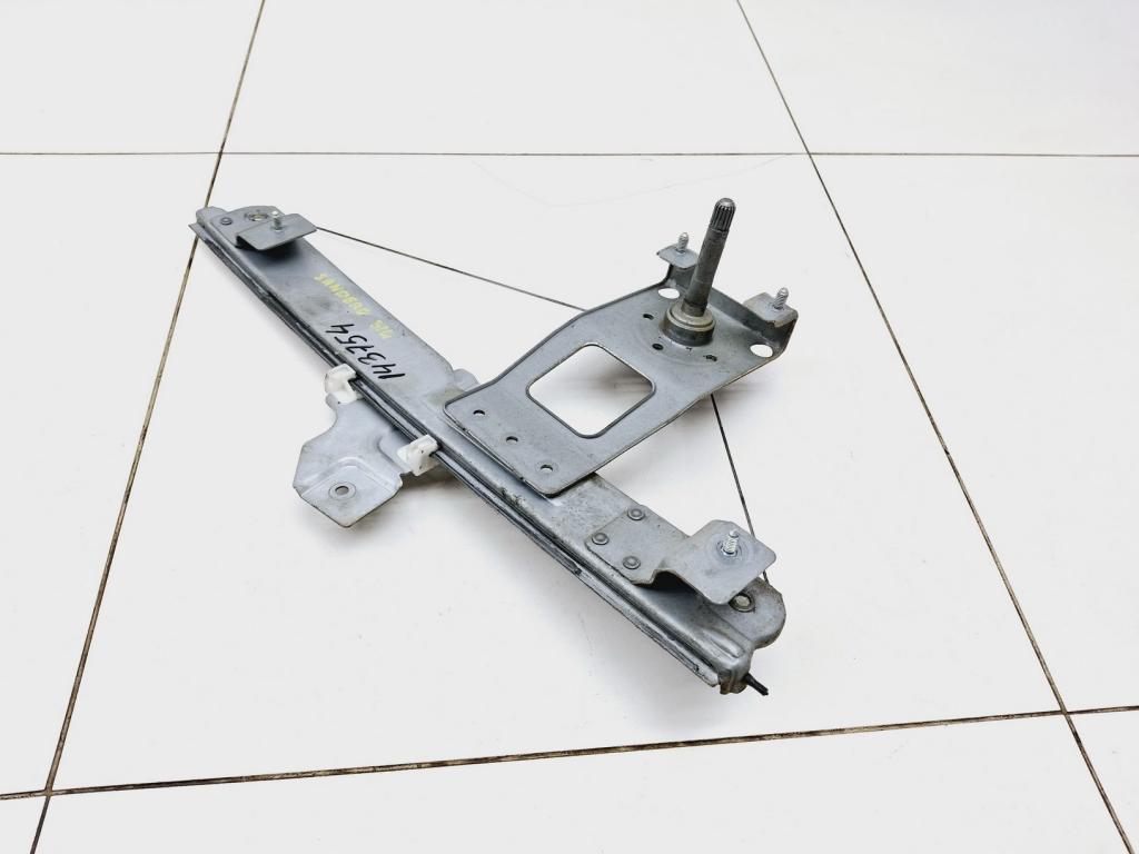 Стеклоподъемник механический задний левый, 850 рублей, Пермь