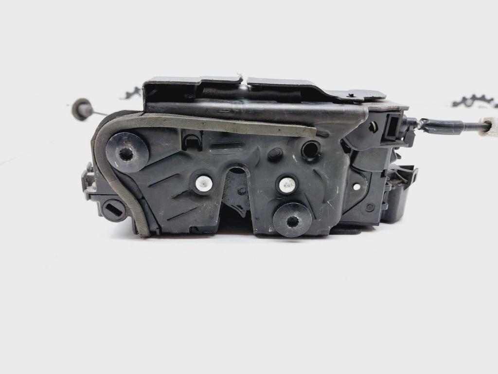 Замок двери передней правой, 4000 рублей, Пермь