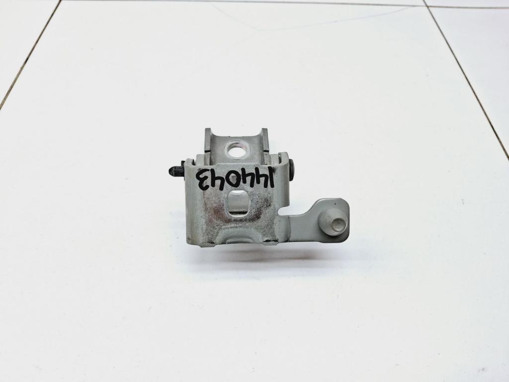 Петля двери задней левой нижняя, 500 рублей, Пермь