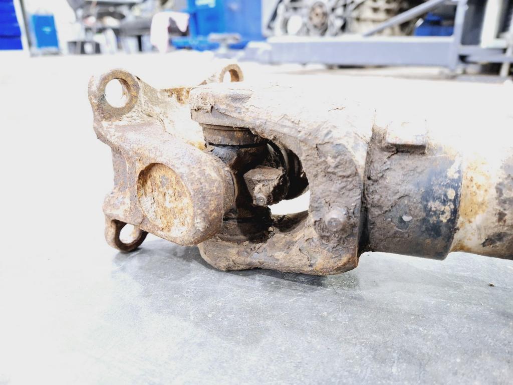 Вал карданный передний, 15000 рублей, Пермь