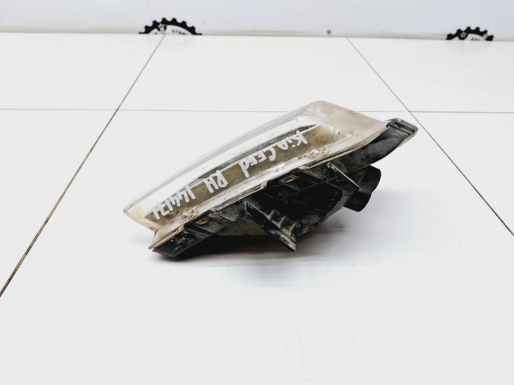 Фара противотуманная правая, 2000 рублей, Пермь