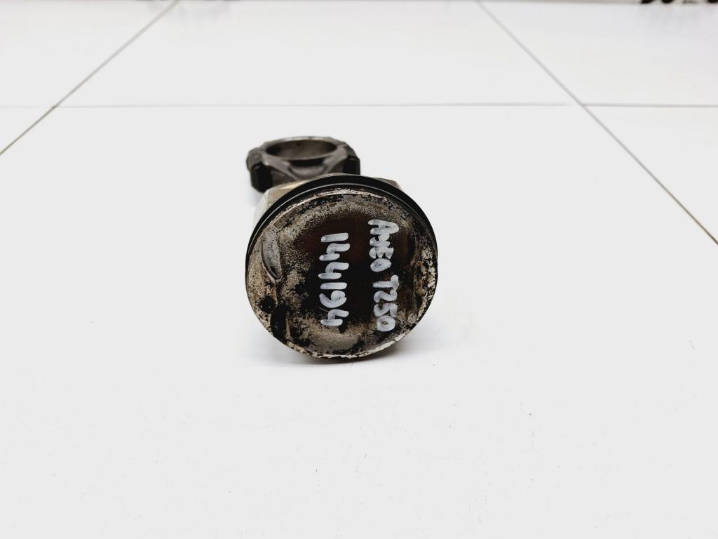 Поршень с шатуном, 3000 рублей, Пермь