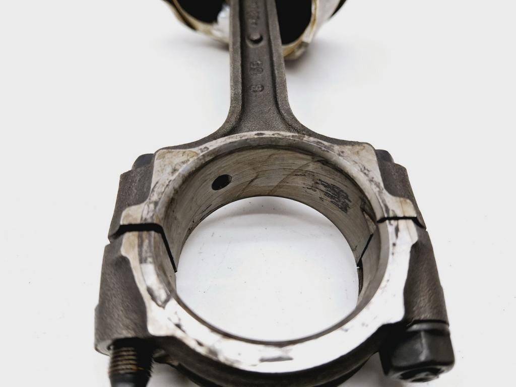 Поршень с шатуном, 3000 рублей, Пермь