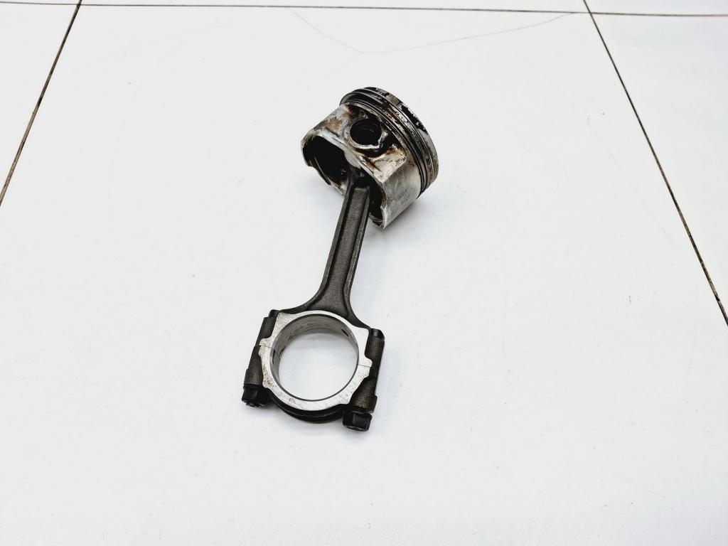 Поршень с шатуном, 3000 рублей, Пермь