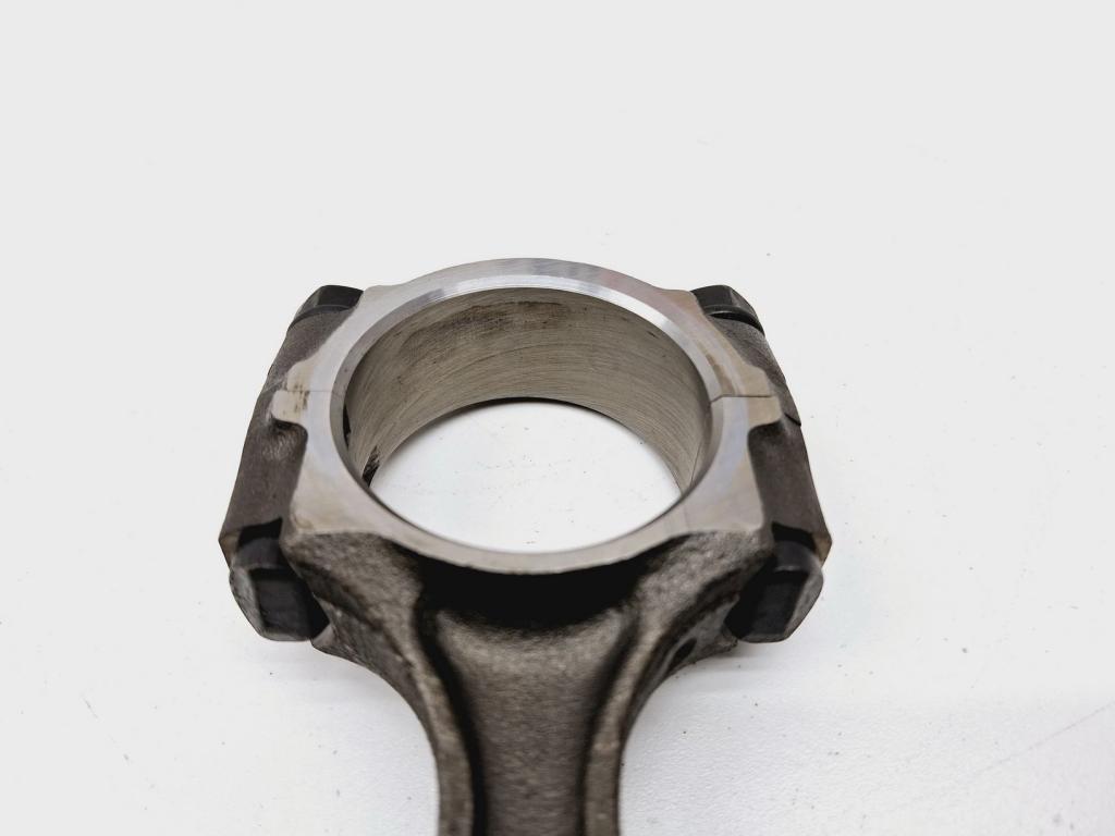 Поршень с шатуном, 3000 рублей, Пермь