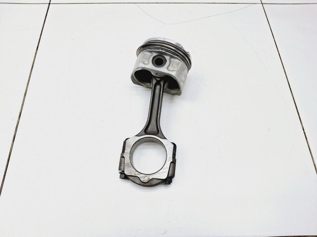 Поршень с шатуном, 2000 рублей, Пермь