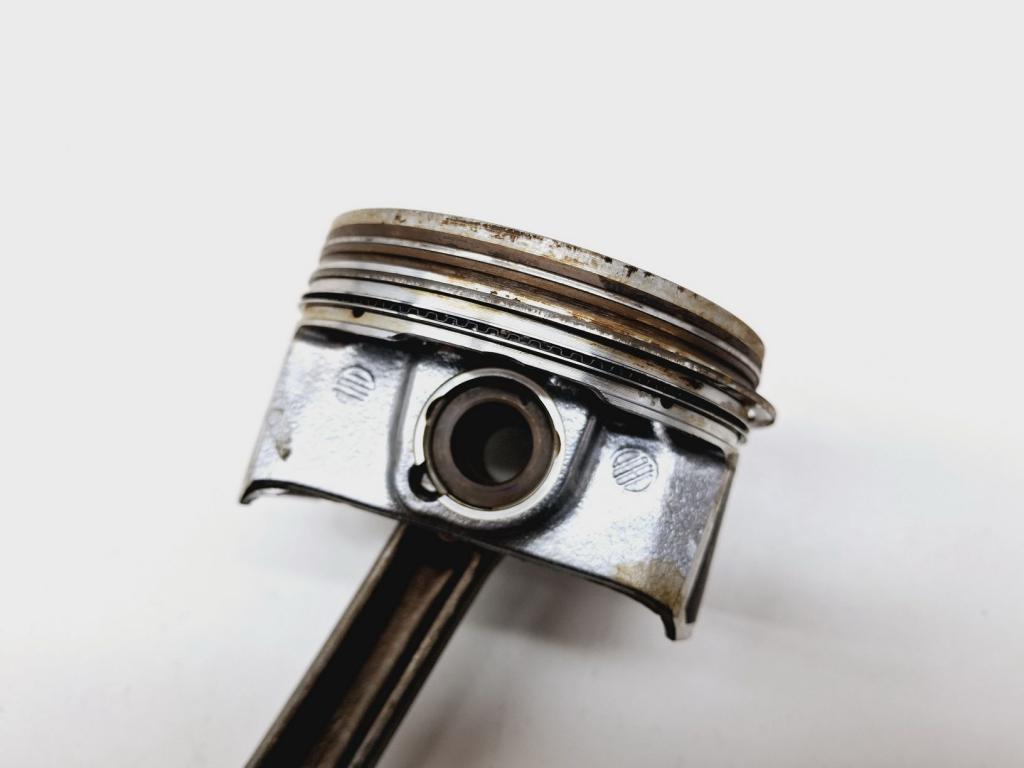 Поршень с шатуном, 3000 рублей, Пермь