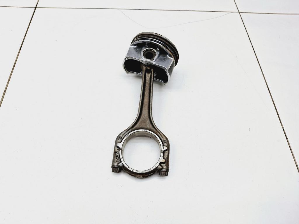 Поршень с шатуном, 3000 рублей, Пермь