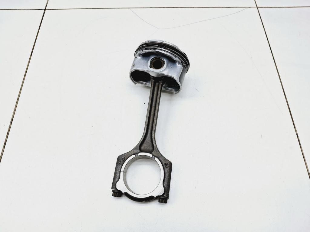 Поршень с шатуном, 3500 рублей, Пермь