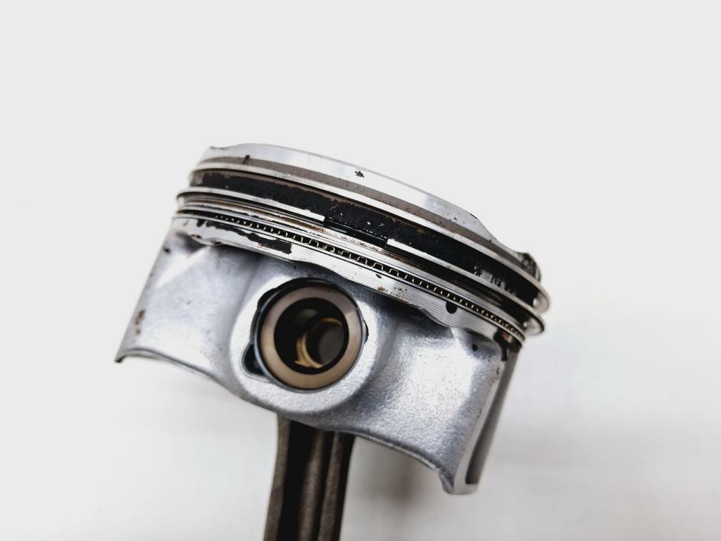 Поршень с шатуном, 3500 рублей, Пермь