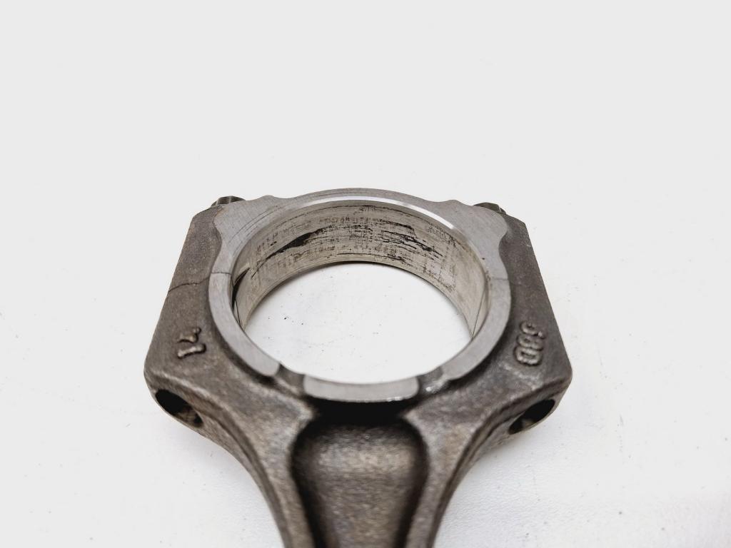 Поршень с шатуном, 3500 рублей, Пермь