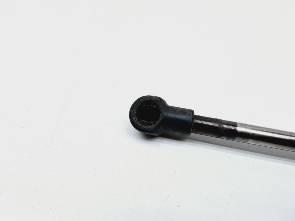 Амортизатор двери багажника, 1000 рублей, Пермь