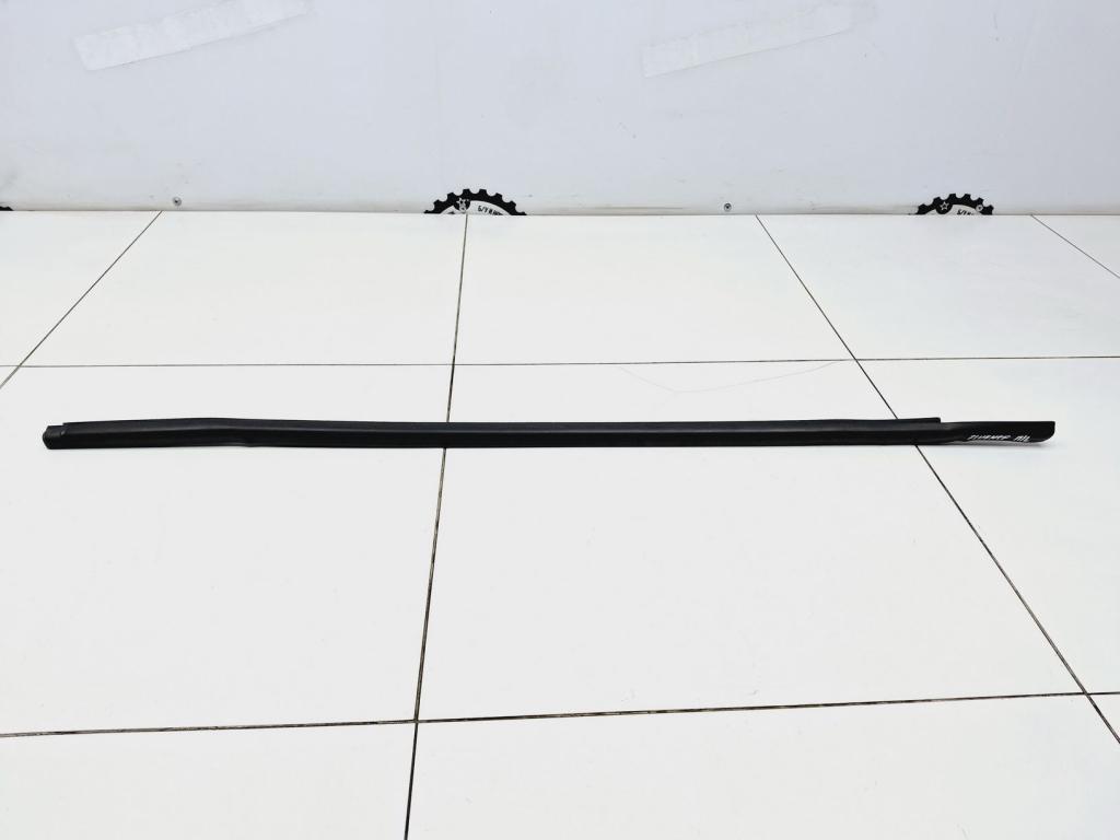 Накладка стекла переднего левого, 1000 рублей, Пермь