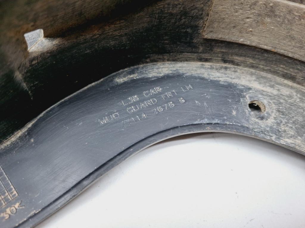 Брызговик передний левый, 1000 рублей, Пермь