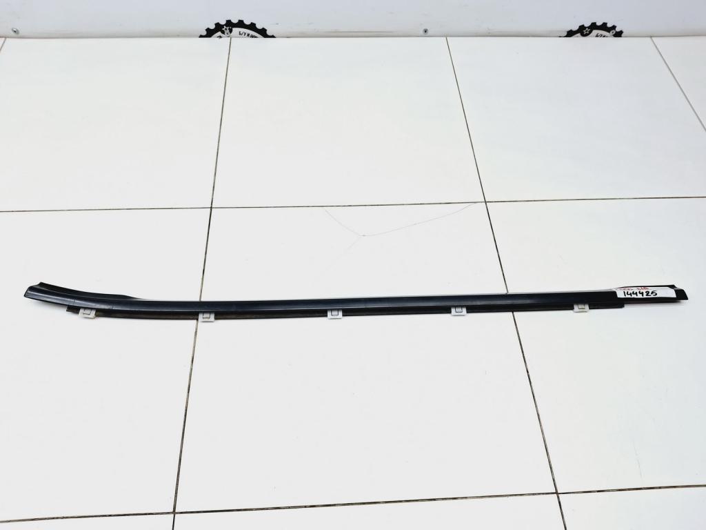 Накладка стекла заднего правого, 1000 рублей, Пермь